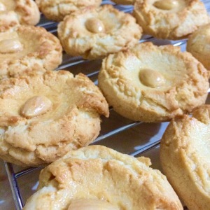 Chinese almond cookies